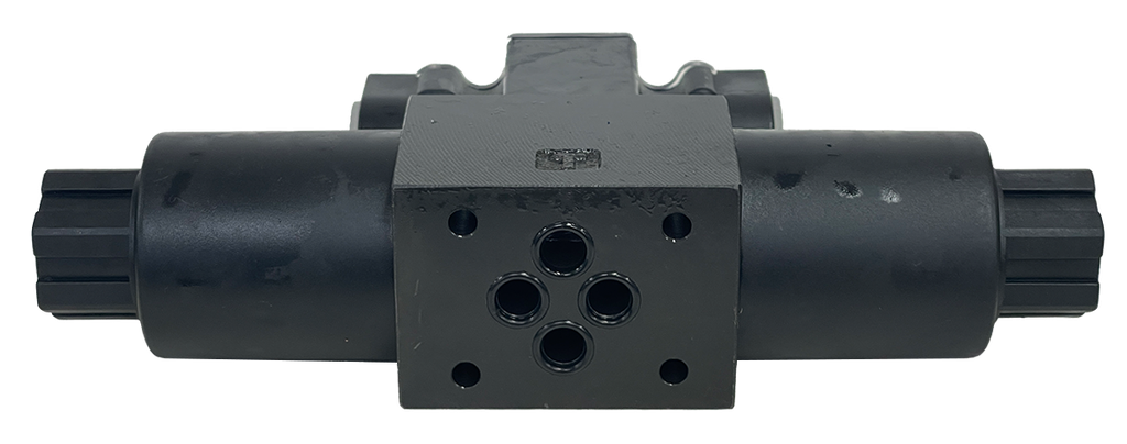 DSG-02-3C4-D24-LW|D03 valve, 3 position, AB to T P port closed 24VDC wire box