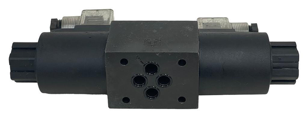 DSG-02-3C4-A120-DL|D03 valve, 3 position, AB to T P port closed 120VAC DIN connection