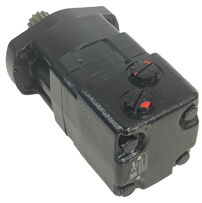 11206687|350080A8123AAAAAP White Drive / Danfoss 80cc 350 series motor with 1.25" spline shaft and magneto mount